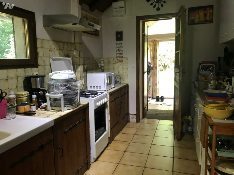 vend maison cadre verdoyant à rénover 5 pcs 1087m2 terrain photo 3